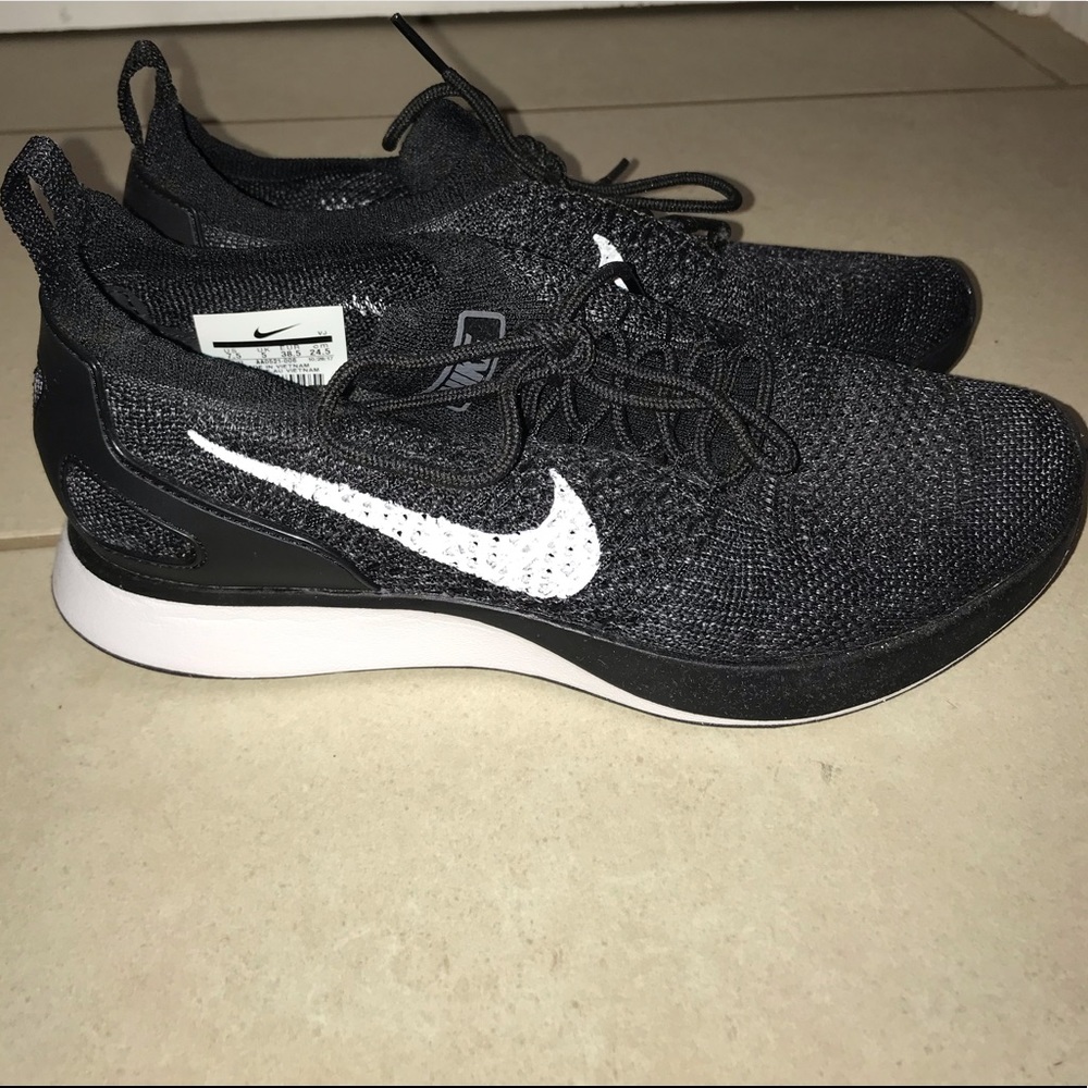 Nike Air Zoom Mariah Flyknit Racer - Women